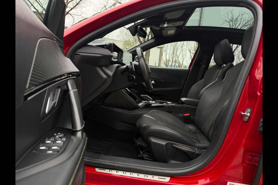 Peugeot 208 1.2 PureTech GT-Line AUTOMAAT PANO CARPLAY VIRTUAL LEDER NAP
