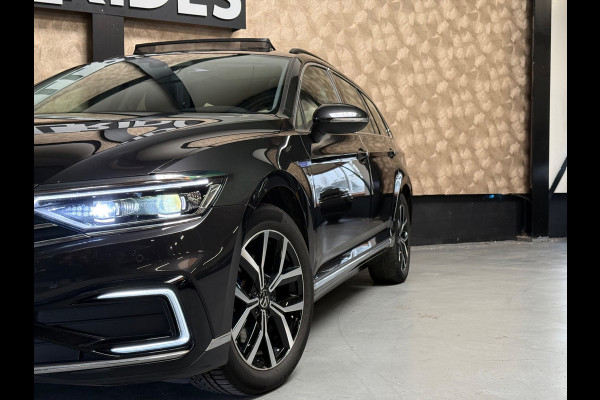 Volkswagen Passat Variant 1.4 TSI PHEV GTE Business | PANO | CARPLAY | BTW |