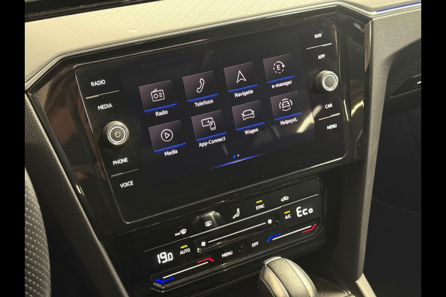 Volkswagen Passat Variant 1.4 TSI PHEV GTE Business | PANO | CARPLAY | BTW |