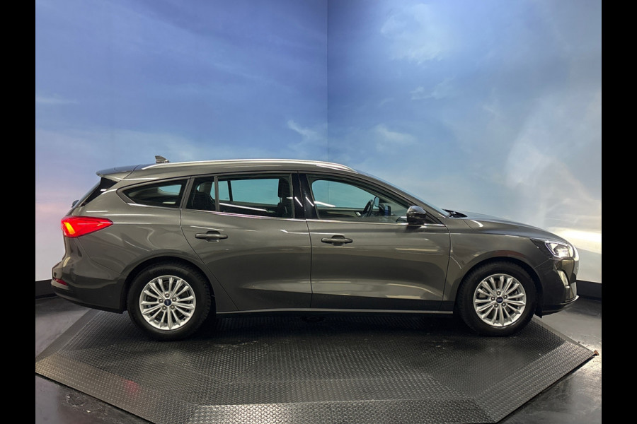 Ford FOCUS Wagon 1.0 EcoBoost Titanium Business Clima | Cruise | PDC | Navi |Trekhaak
