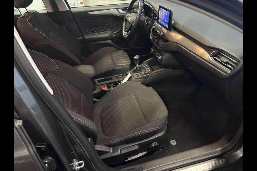 Ford FOCUS Wagon 1.0 EcoBoost Titanium Business Clima | Cruise | PDC | Navi |Trekhaak