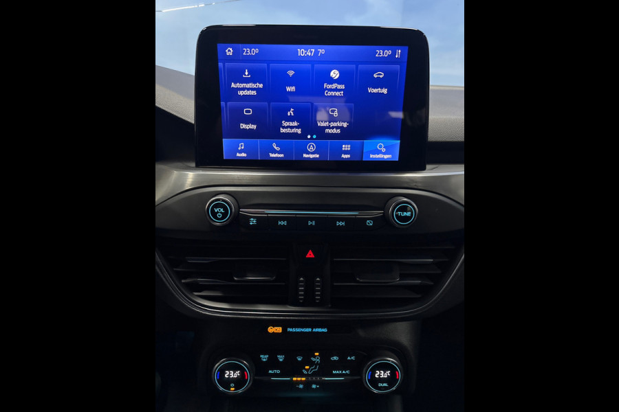 Ford FOCUS Wagon 1.0 EcoBoost Titanium Business Clima | Cruise | PDC | Navi |Trekhaak