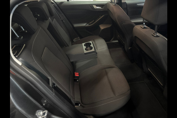 Ford FOCUS Wagon 1.0 EcoBoost Titanium Business Clima | Cruise | PDC | Navi |Trekhaak