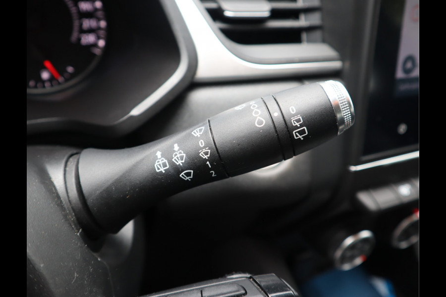 Renault Captur 1.3 TCe 140 Business Airco / Elekramen / Cruise / DAB