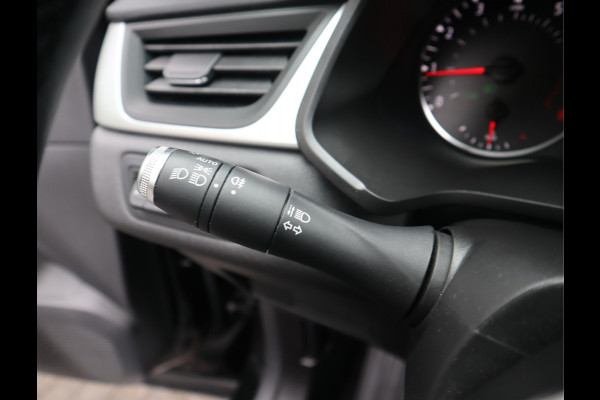 Renault Captur 1.3 TCe 140 Business Airco / Elekramen / Cruise / DAB