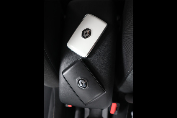 Renault Captur 1.3 TCe 140 Business Airco / Elekramen / Cruise / DAB