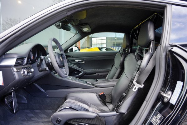 Porsche 911 4.0 GT3 JCR Exhaust / Manthey Onderstel / AP racing Remmen