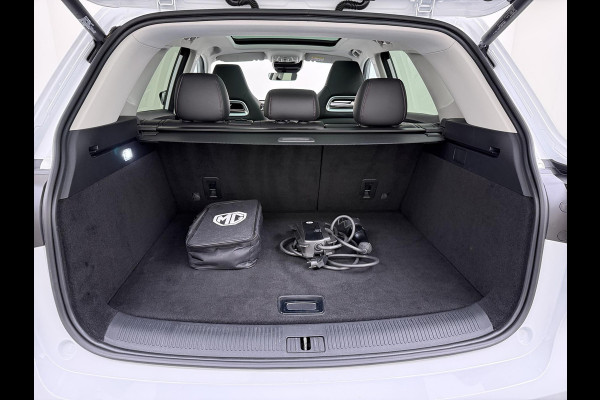 MG EHS 1.5 TGDI Luxury VAN € 26.900,- VOOR € 22.877,- UW LENTEVOORDEEL €4.023,-! | MEGA COMPLEET!! | PHEV | MEGA COMPLEET! | COMPLETE HISTORIE AANWEZIG | FABRIEKS GARANTIE TM 09-2030| 52km WLTP ELECTR RIJBEREIK, TOTAAL RIJBEREIK TOT 1.000km!