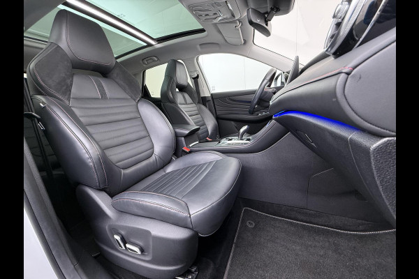 MG EHS 1.5 TGDI Luxury VAN € 26.900,- VOOR € 22.877,- UW LENTEVOORDEEL €4.023,-! | MEGA COMPLEET!! | PHEV | MEGA COMPLEET! | COMPLETE HISTORIE AANWEZIG | FABRIEKS GARANTIE TM 09-2030| 52km WLTP ELECTR RIJBEREIK, TOTAAL RIJBEREIK TOT 1.000km!