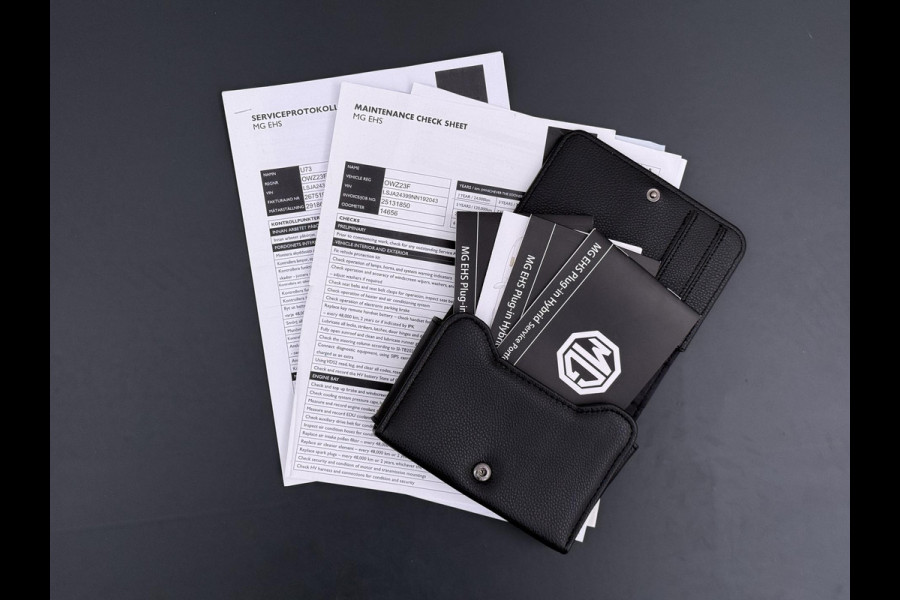 MG EHS 1.5 TGDI Luxury VAN € 26.900,- VOOR € 22.877,- UW LENTEVOORDEEL €4.023,-! | MEGA COMPLEET!! | PHEV | MEGA COMPLEET! | COMPLETE HISTORIE AANWEZIG | FABRIEKS GARANTIE TM 09-2030| 52km WLTP ELECTR RIJBEREIK, TOTAAL RIJBEREIK TOT 1.000km!