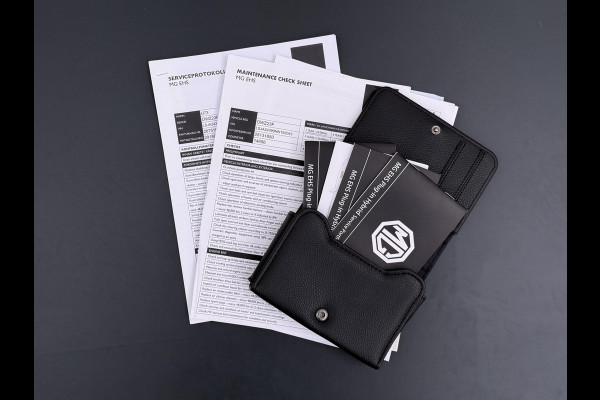 MG EHS 1.5 TGDI Luxury VAN € 26.900,- VOOR € 22.877,- UW LENTEVOORDEEL €4.023,-! | MEGA COMPLEET!! | PHEV | MEGA COMPLEET! | COMPLETE HISTORIE AANWEZIG | FABRIEKS GARANTIE TM 09-2030| 52km WLTP ELECTR RIJBEREIK, TOTAAL RIJBEREIK TOT 1.000km!