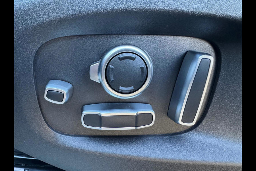 Land Rover Range Rover Sport P575 SVR Full | Panorama | Carbon | Stoelverkoeling | Luchtvering | Alcantara hemel | BTW