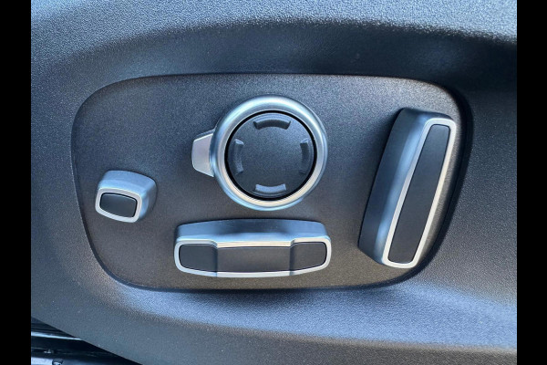 Land Rover Range Rover Sport P575 SVR Full | Panorama | Carbon | Stoelverkoeling | Luchtvering | Alcantara hemel | BTW