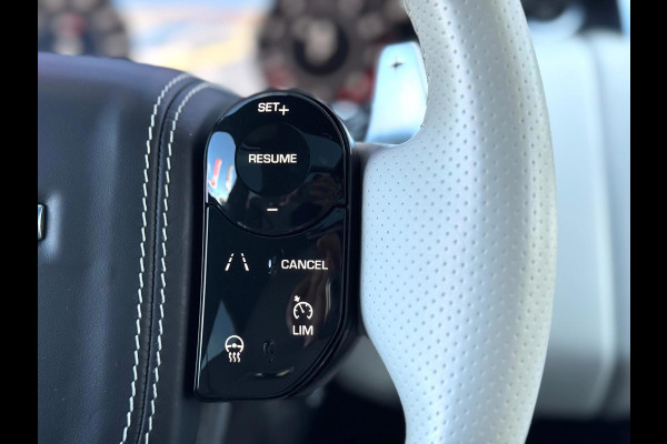 Land Rover Range Rover Sport P575 SVR Full | Panorama | Carbon | Stoelverkoeling | Luchtvering | Alcantara hemel | BTW