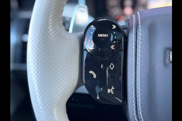 Land Rover Range Rover Sport P575 SVR Full | Panorama | Carbon | Stoelverkoeling | Luchtvering | Alcantara hemel | BTW