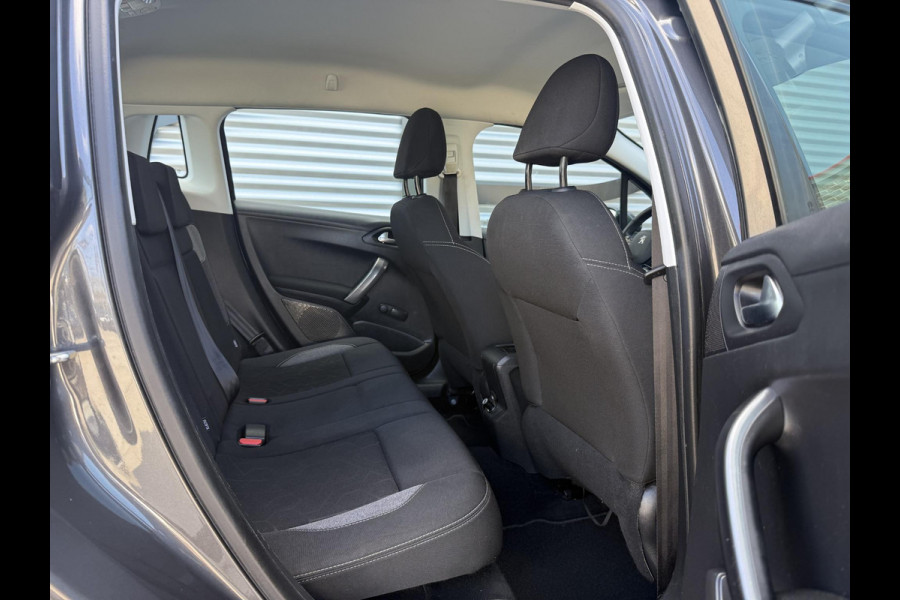 Peugeot 2008 1.2 PureTech Blue Lion Navi|Trekhaak|D-riem v.v. in 2023|Carplay|Cruise|PDC|N.A.P|APK tot 11-2026