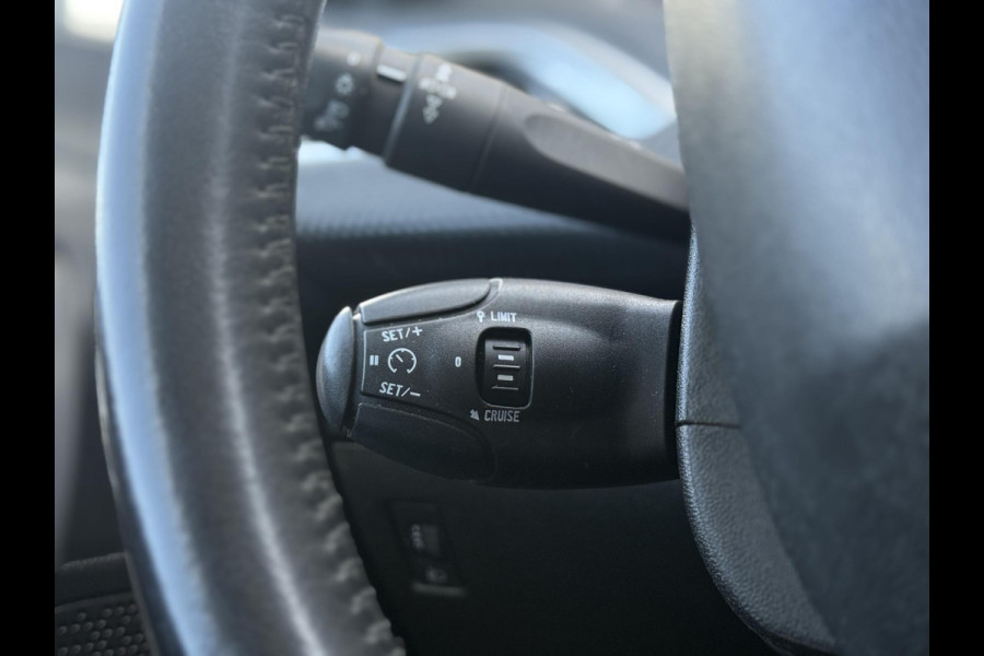 Peugeot 2008 1.2 PureTech Blue Lion Navi|Trekhaak|D-riem v.v. in 2023|Carplay|Cruise|PDC|N.A.P|APK tot 11-2026