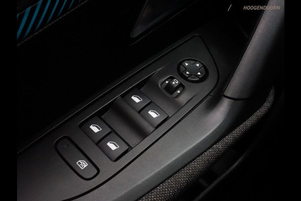 Peugeot 2008 1.2 PureTech Style 130pk (APPLE CARPLAY,LED,LM-VELGEN,PARKEERSENSOREN,CRUISE,NAVIGATIE,NIEUWE APK,TOPCONDITIE)