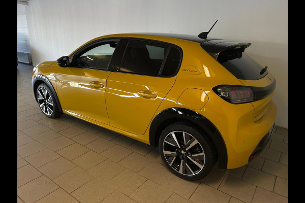 Peugeot 208 1.2 PureTech GT-Line 100PK AUTOMAAT AIRCO CLIMA NAVI CRUISE APPLE CARPLAY LED VELGEN 1STE EIG NIEUWSTAAT