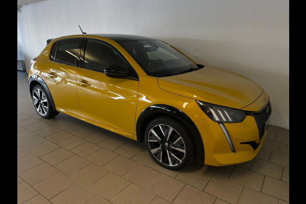 Peugeot 208 1.2 PureTech GT-Line 100PK AUTOMAAT AIRCO CLIMA NAVI CRUISE APPLE CARPLAY LED VELGEN 1STE EIG NIEUWSTAAT