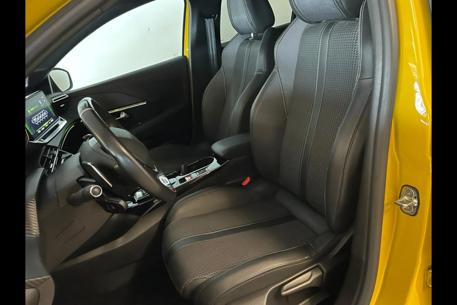 Peugeot 208 1.2 PureTech GT-Line 100PK AUTOMAAT AIRCO CLIMA NAVI CRUISE APPLE CARPLAY LED VELGEN 1STE EIG NIEUWSTAAT