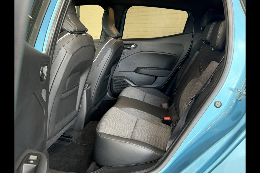 Renault Clio 1.0 TCe Intens | Groot Navi | 360 | Stuur & stoelverwarming | 16" | Carplay | 100% onderhouden!