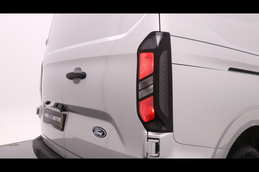 Ford Transit Custom L2H1 Dubbel Cabine 320 2.0 TDI 150pk / 5-persoons / BPM-vrij