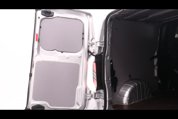 Ford Transit Custom L2H1 Dubbel Cabine 320 2.0 TDI 150pk / 5-persoons / BPM-vrij