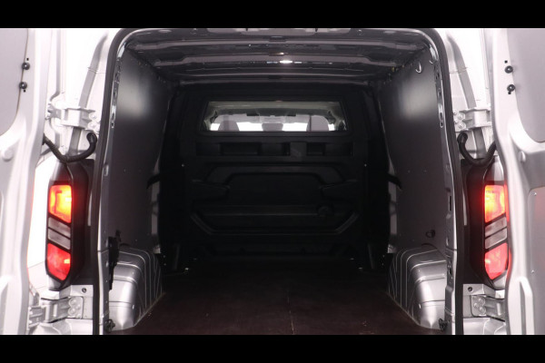 Ford Transit Custom L2H1 Dubbel Cabine 320 2.0 TDI 150pk / 5-persoons / BPM-vrij