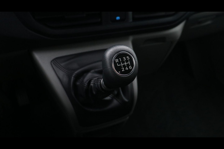 Ford Transit Custom L2H1 Dubbel Cabine 320 2.0 TDI 150pk / 5-persoons / BPM-vrij