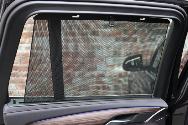 BMW X3 xDrive20i High Executive xLine Automaat / Panoramadak / Trekhaak / Navigatiesysteem Professional / Leder / Comfortstoelen Elektrisch Verstelbaar / Stuurwielverwarming / Chrome Line / Stoelventilatie / Hifi / Multifunctioneel Instrumentendisplay / LED /