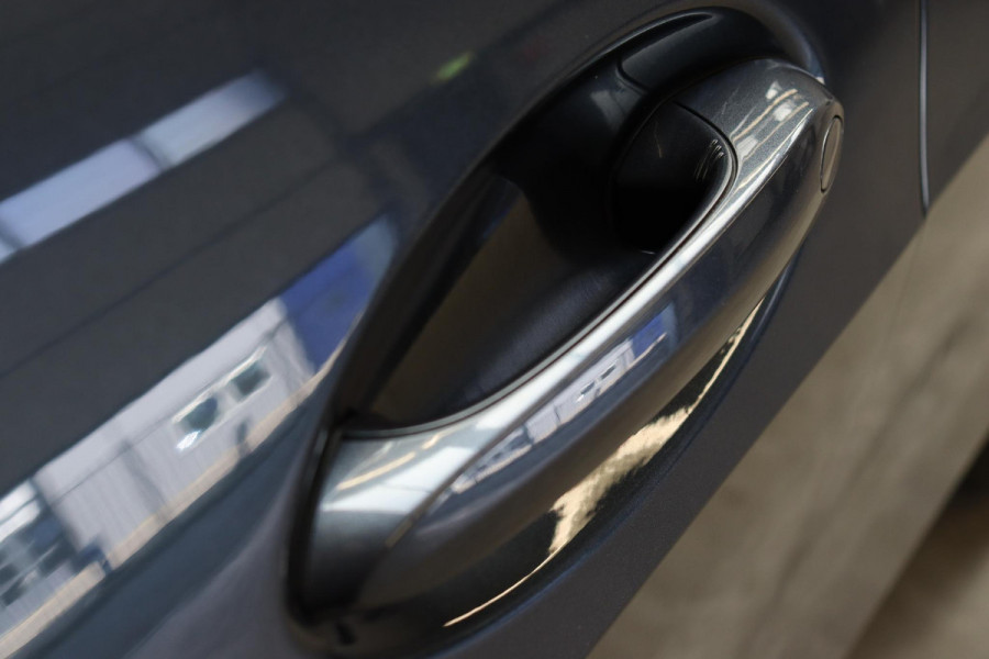 BMW X5 xDrive45e High Executive M Sport Pakket Automaat / Live Cockpit Professional / Panoramadak / Trekhaak / Active Steering / Luchtvering / Exklusiv Leder Nappa / Stoelmassage / Head-Up Display / 21 Inch / Harman Kardon / Driving Assistant / Adaptieve LED-koplamp / Comfortstoelen / Active Protection