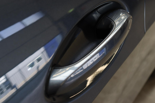 BMW X5 xDrive45e High Executive M Sport Pakket Automaat / Live Cockpit Professional / Panoramadak / Trekhaak / Active Steering / Luchtvering / Exklusiv Leder Nappa / Stoelmassage / Head-Up Display / 21 Inch / Harman Kardon / Driving Assistant / Adaptieve LED-koplamp / Comfortstoelen / Active Protection