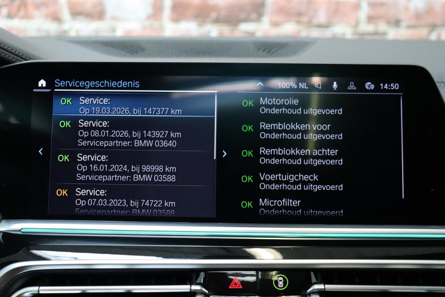 BMW X5 xDrive45e High Executive M Sport Pakket Automaat / Live Cockpit Professional / Panoramadak / Trekhaak / Active Steering / Luchtvering / Exklusiv Leder Nappa / Stoelmassage / Head-Up Display / 21 Inch / Harman Kardon / Driving Assistant / Adaptieve LED-koplamp / Comfortstoelen / Active Protection