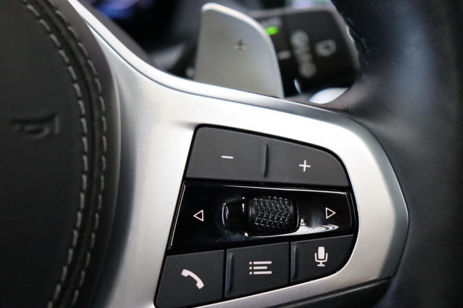 BMW X5 xDrive45e High Executive M Sport Pakket Automaat / Live Cockpit Professional / Panoramadak / Trekhaak / Active Steering / Luchtvering / Exklusiv Leder Nappa / Stoelmassage / Head-Up Display / 21 Inch / Harman Kardon / Driving Assistant / Adaptieve LED-koplamp / Comfortstoelen / Active Protection