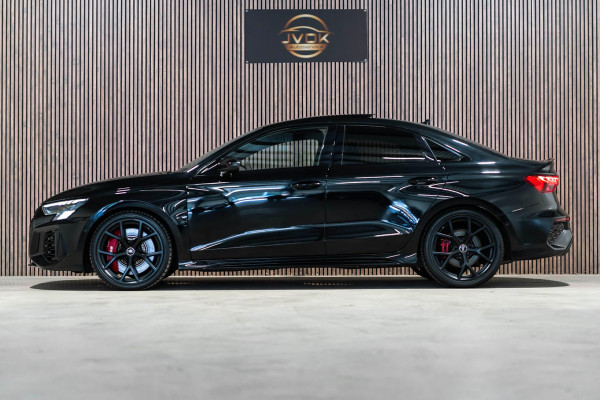 Audi A3 Limousine 2.5 TFSI RS 3 quattro PANO LED VOL