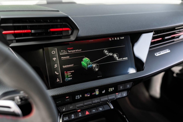 Audi A3 Limousine 2.5 TFSI RS 3 quattro PANO LED VOL