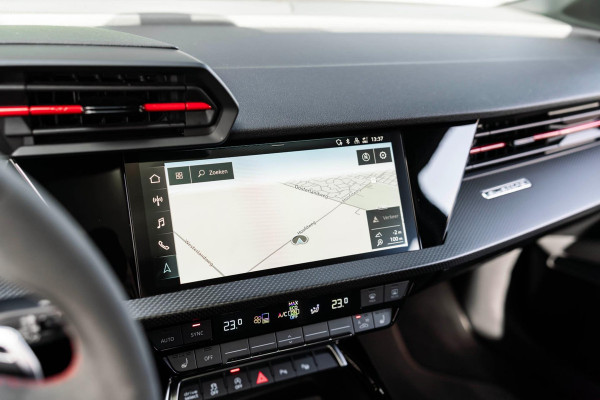 Audi A3 Limousine 2.5 TFSI RS 3 quattro PANO LED VOL