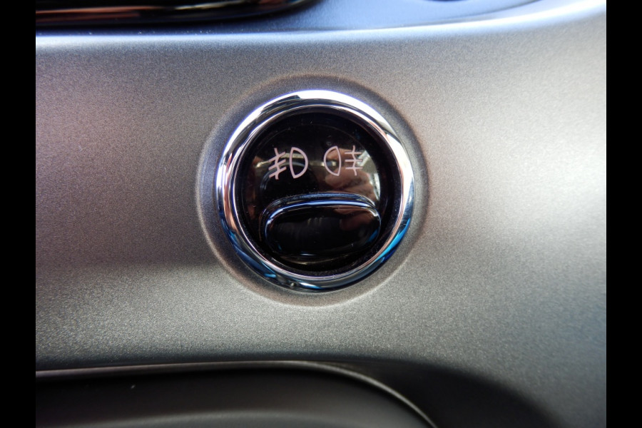 Fiat 500C 80PK Automaat | Cabrio | Aut. airco | PDC | Navigatie |