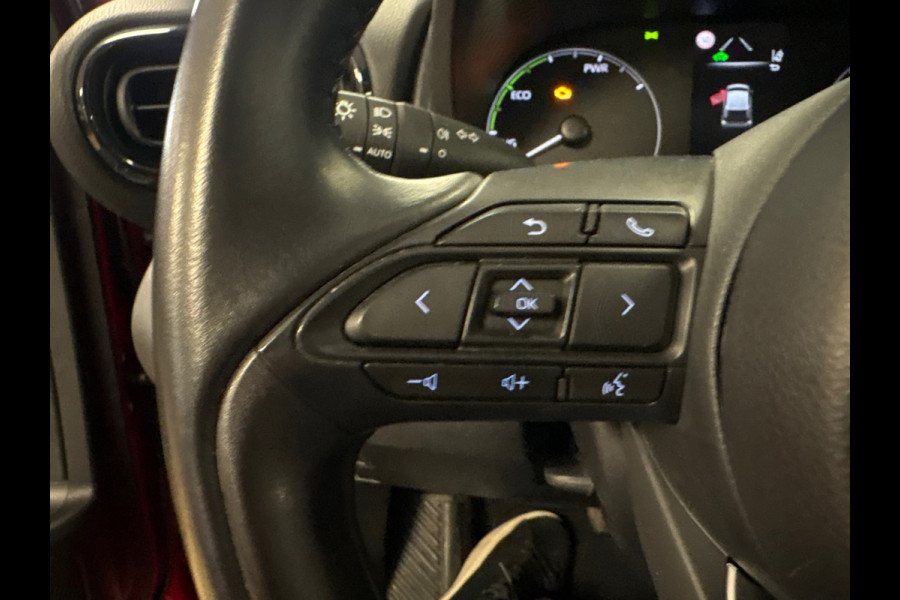 Toyota Yaris 1.5 Hybrid Active / automaat / Navigatie / camera / cruise-control