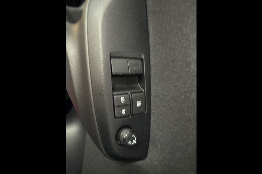 Toyota Yaris 1.5 Hybrid Active / automaat / Navigatie / camera / cruise-control