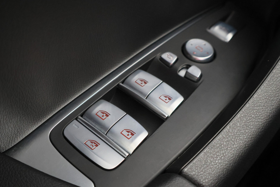 BMW X3 xDrive30e High Executive M-pakket Laser, Panoramadak, Leer, 360° Camera, Apple CarPlay, Head-Up, 20''