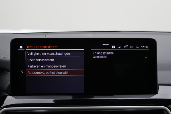 BMW X3 xDrive30e High Executive M-pakket Laser, Panoramadak, Leer, 360° Camera, Apple CarPlay, Head-Up, 20''