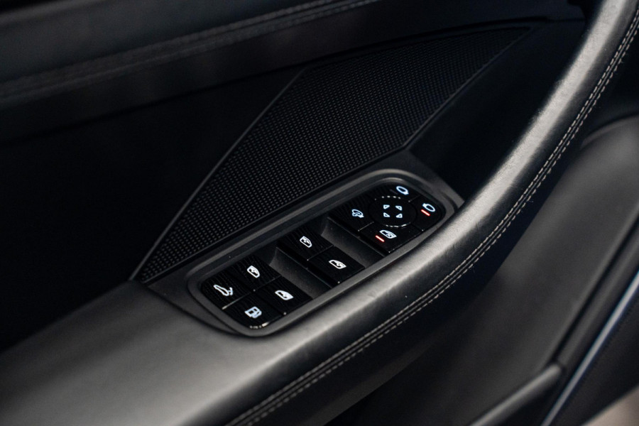 Porsche Panamera Sport Turismo 2.9 4 E-Hybrid *Sport-Design / BOSE / Vierwielbesturing / Stoelventilatie / Soft-Close / Panorama / HUD*