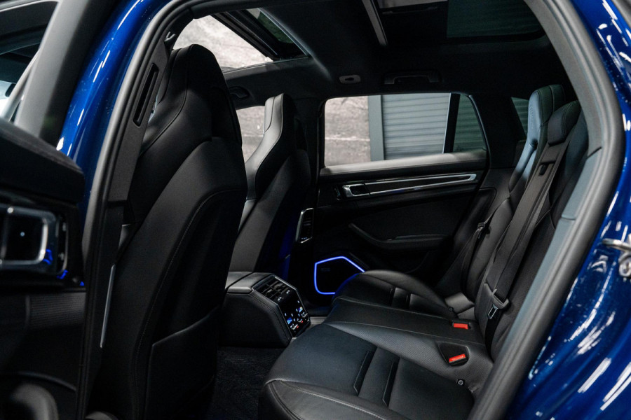 Porsche Panamera Sport Turismo 2.9 4 E-Hybrid *Sport-Design / BOSE / Vierwielbesturing / Stoelventilatie / Soft-Close / Panorama / HUD*