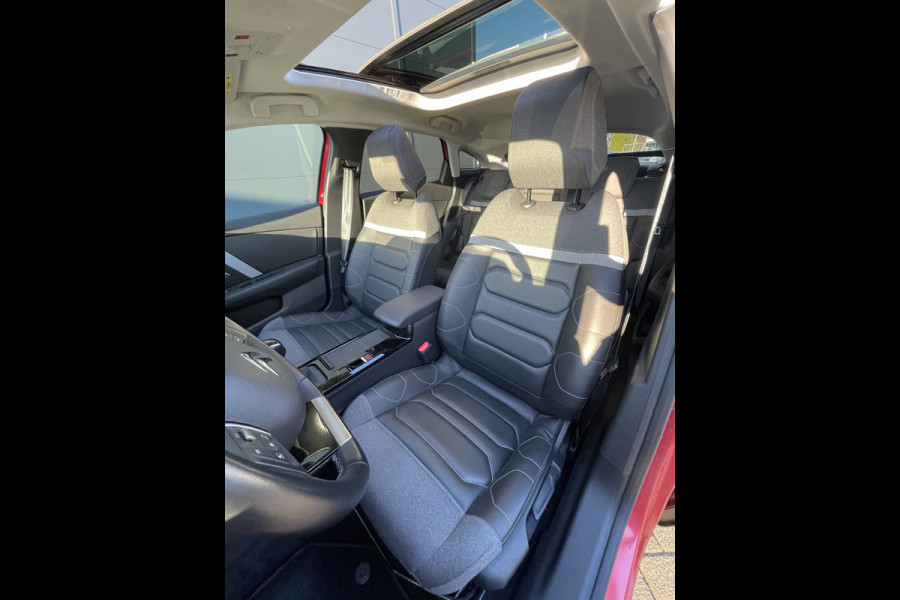 Citroën C4 130pk Shine (Elektrisch Schuifdak - Camera - Keyless Entry - Pack Hifi - Leder - Parkeersensoren V+A - LED - Head up)