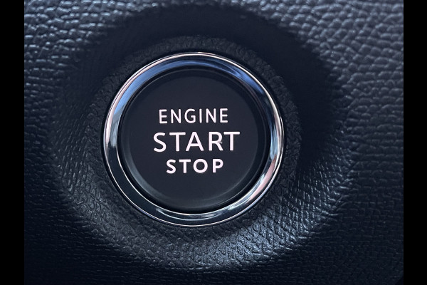 Citroën C4 130pk Shine (Elektrisch Schuifdak - Camera - Keyless Entry - Pack Hifi - Leder - Parkeersensoren V+A - LED - Head up)