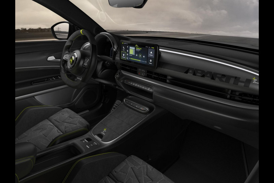 Abarth 600e Competizione 54 kWh | Clima | Adapt. Cruise | Alcantara | Camera | Apple Carplay | Elektr. A-Klep | BSM | Keyless| 20" | Sperdifferentieel | Winter Pack
