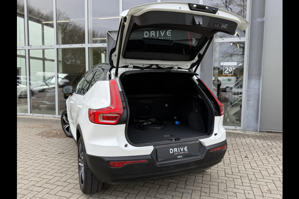 Volvo XC40 1.5 T4 Recharge R-Design |Pano|H/K|Winterpakket|360Cam|Trekhaak