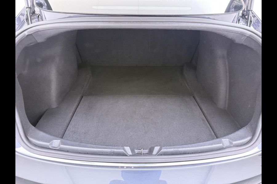 Tesla Model 3 Long Range AWD 75kWh AutoPilot Leder Panoramadak Adaptive-Cruise Camera's Elektr.-Stuur+Stoelen+Spiegels+Geheugen+Easy-Entry+Ver SOH 87% Navi LED DAB Voorverwarmen interieur Keyless One-Pedal-Drive 4WD Origineel Nederlandse Auto